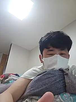 Snapshot of wlalsdldb112 chatting on 03-17-25, 07:46 wlalsdldb112 online show from 03-17-25, 07:46