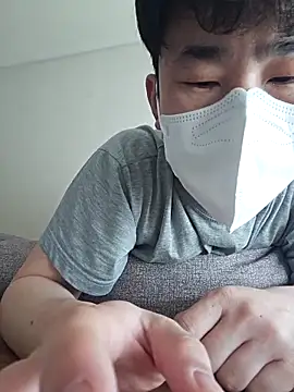 Snapshot of wlalsdldb112 chatting on 03-19-25, 01:54 wlalsdldb112 online show from 03-19-25, 01:54