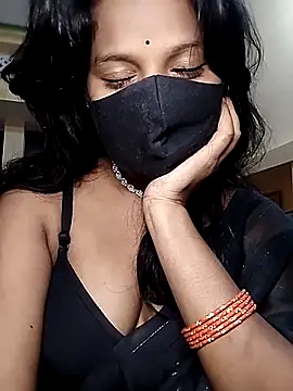 Shivani Tivari online show from 11-10-25, 02:55