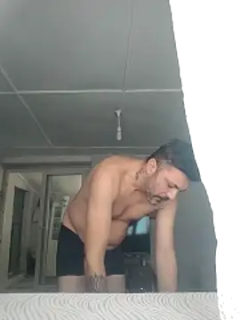 Snapshot of hot_man_eray chatting on 11-23-25, 01:10 hot man eray online show from 11-23-25, 01:10