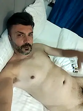 Snapshot of hot_man_eray chatting on 05-08-26, 07:50 hot man eray online show from 05-08-26, 07:50