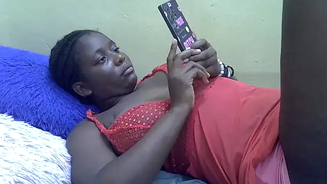 Snapshot of Harrisamor chatting on 11-23-25, 08:08 Harrisamor online show from 11-23-25, 08:08