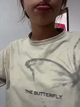 Aaliyah Salma online show from 06-13-26, 07:23