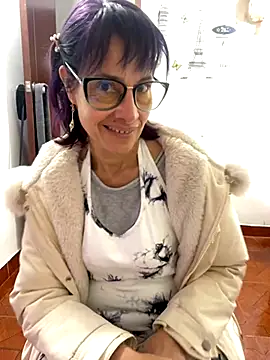 Snapshot of Goddess-Love- chatting on 10-03-25, 11:28 Goddess-Love- online show from 10-03-25, 11:28