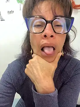 Goddess-Love- online show from 04-28-26, 09:24