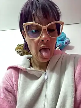 Snapshot of Goddess-Love- chatting on 03-05-25, 09:38 Goddess-Love- online show from 03-05-25, 09:38
