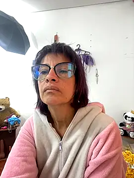 Snapshot of Goddess-Love- chatting on 10-08-25, 12:07 Goddess-Love- online show from 10-08-25, 12:07