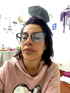 Snapshot of Goddess-Love- chatting on 10-18-25, 09:33 Goddess-Love- online show from 10-18-25, 09:33