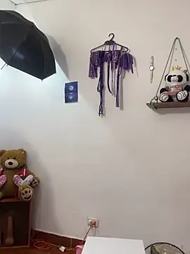 Snapshot of Goddess-Love- chatting on 10-19-25, 09:56 Goddess-Love- online show from 10-19-25, 09:56