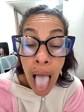Goddess-Love- online show from 05-06-26, 11:14
