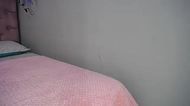 ILENAHEY online show from 03-16-25, 05:50