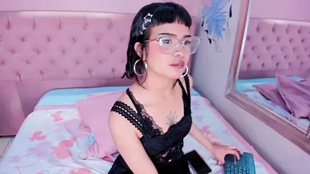 ILENAHEY online show from 11-21-25, 09:47