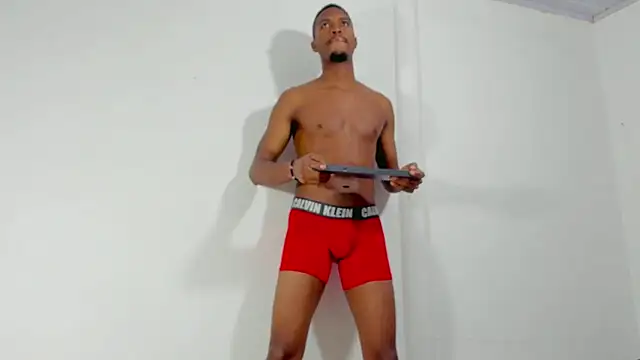 Amir mikelsen online show from 02-17-26, 11:57