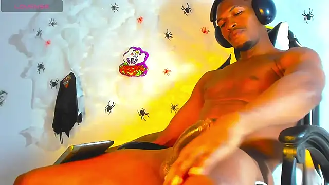 Amir mikelsen online show from 10-31-25, 12:40