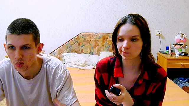 Ivy Lester online show from 02-04-25, 08:49