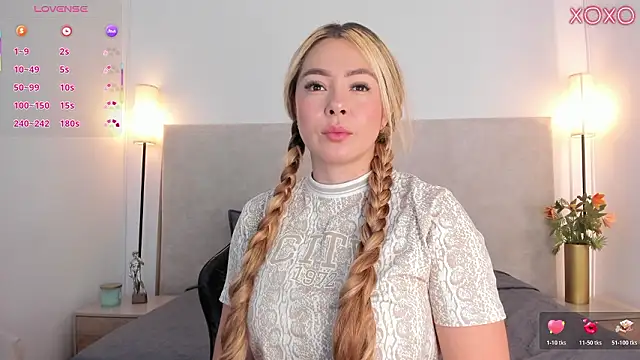 Saori newman online show from 03-30-26, 11:44