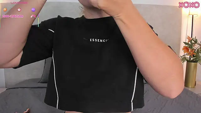 Saori newman online show from 02-02-26, 11:42