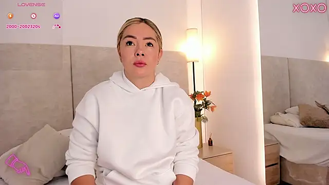 Saori newman online show from 11-13-25, 11:58