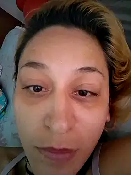 ariana crazzy online show from 03-19-26, 03:23