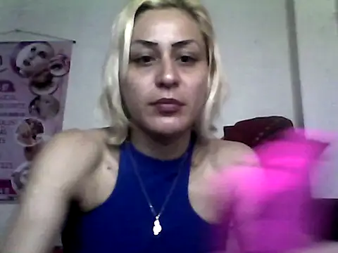 ariana crazzy online show from 03-05-25, 01:06