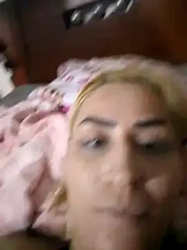 ariana crazzy online show from 04-22-26, 05:03