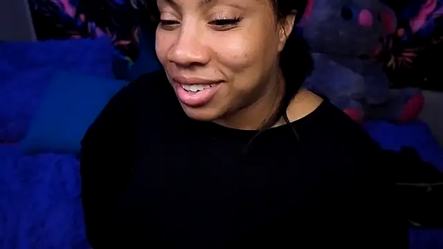 Snapshot of RoxiesObsession chatting on 03-17-25, 01:46 RoxiesObsession online show from 03-17-25, 01:46