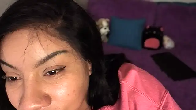 Snapshot of RoxiesObsession chatting on 03-01-25, 04:26 RoxiesObsession online show from 03-01-25, 04:26