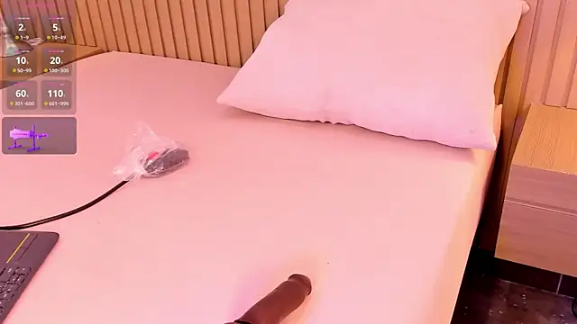 sexy mich 18 online show from 11-13-25, 08:13