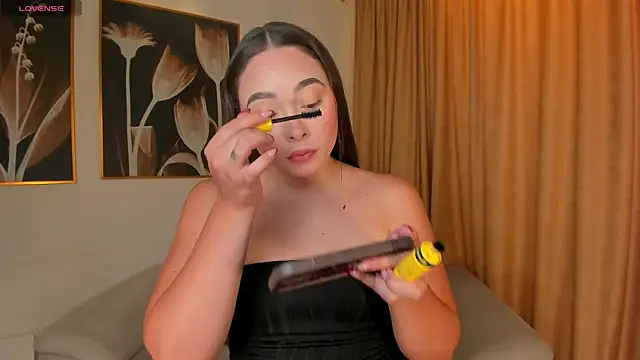 AlinaKravitz online show from 04-11-26, 06:44