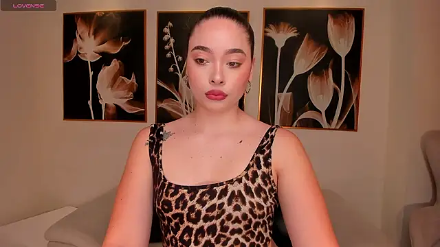 AlinaKravitz online show from 02-02-26, 12:26