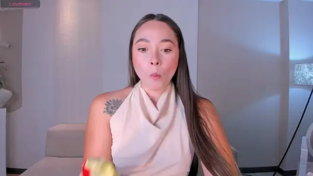 AlinaKravitz online show from 04-12-26, 03:48