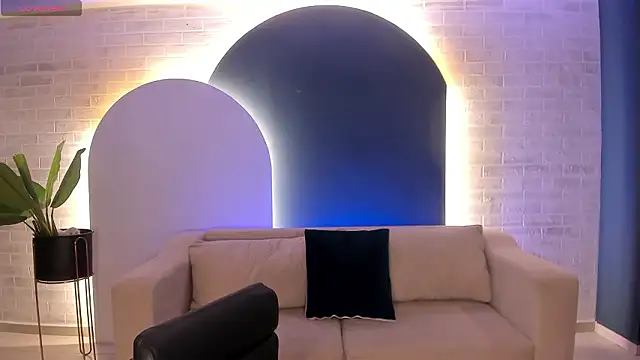 AlinaKravitz online show from 02-09-26, 12:14