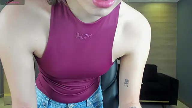 KaiaFerreira online show from 10-12-25, 11:55