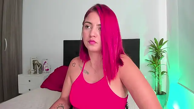 LaylaJewel online show from 01-15-25, 05:26