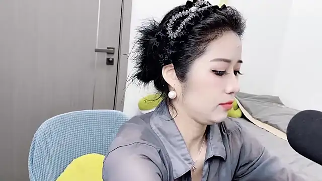 starsqimei online show from 10-30-25, 06:01