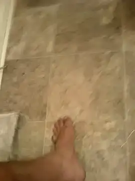 Snapshot of dvaughn3117 chatting on 12-09-24, 05:40 dvaughn3117 online show from 12-09-24, 05:40