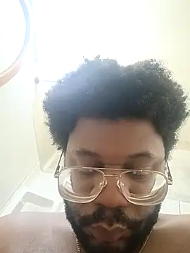 Snapshot of dvaughn3117 chatting on 02-17-26, 12:46 dvaughn3117 online show from 02-17-26, 12:46