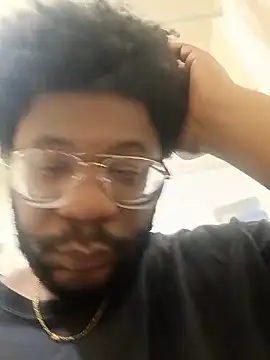 Snapshot of dvaughn3117 chatting on 02-15-26, 09:14 dvaughn3117 online show from 02-15-26, 09:14