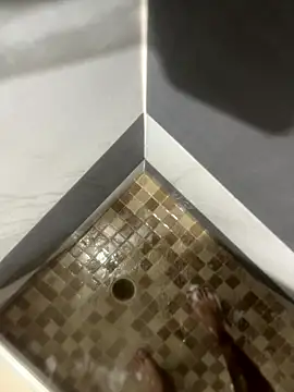 mylovetr1 online show from 11-10-25, 01:21