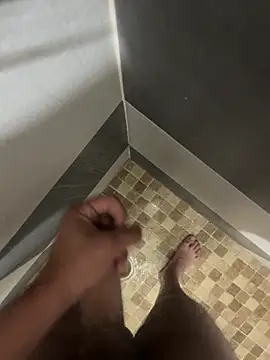 mylovetr1 online show from 03-21-25, 05:00