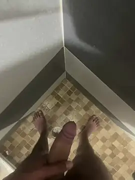 mylovetr1 online show from 02-10-25, 06:20