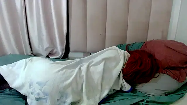 Kikiblaze77 online show from 12-07-24, 01:30