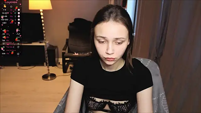 SweetLinaa online show from 03-22-26, 04:27