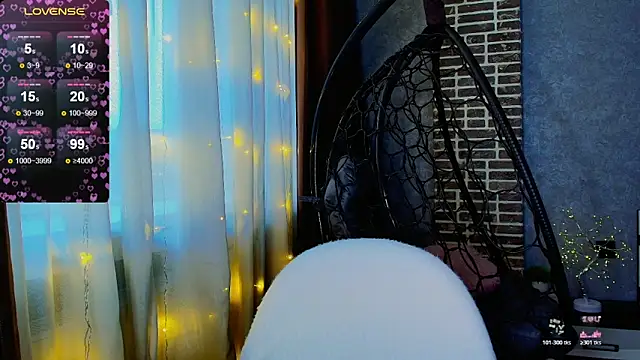 Evacadooo online show from 11-12-25, 05:00