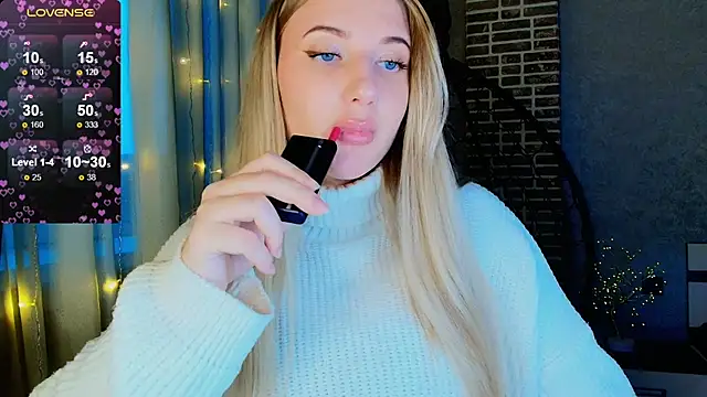 Evacadooo online show from 11-21-25, 02:32