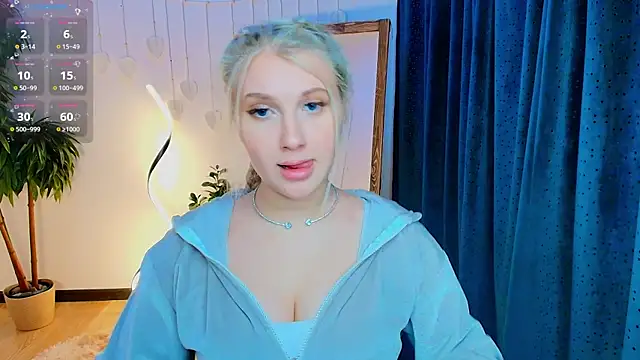 Evacadooo online show from 01-11-26, 03:02