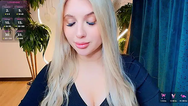 Evacadooo online show from 03-21-26, 02:35