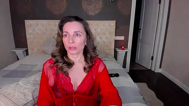 Snapshot of AllisonWilliams chatting on 01-20-25, 04:34 AllisonWilliams online show from 01-20-25, 04:34