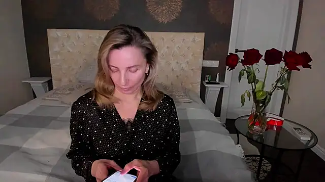 AllisonWilliams online show from 02-25-26, 04:07