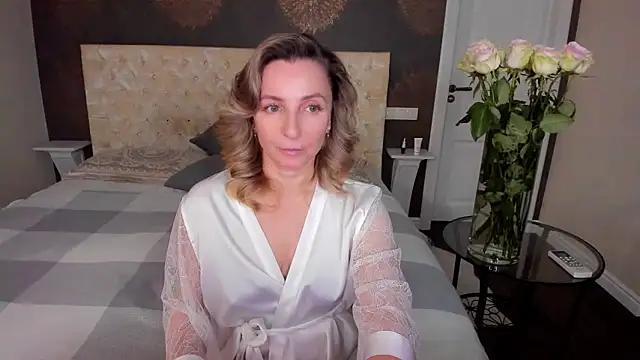 AllisonWilliams online show from 10-29-25, 05:45